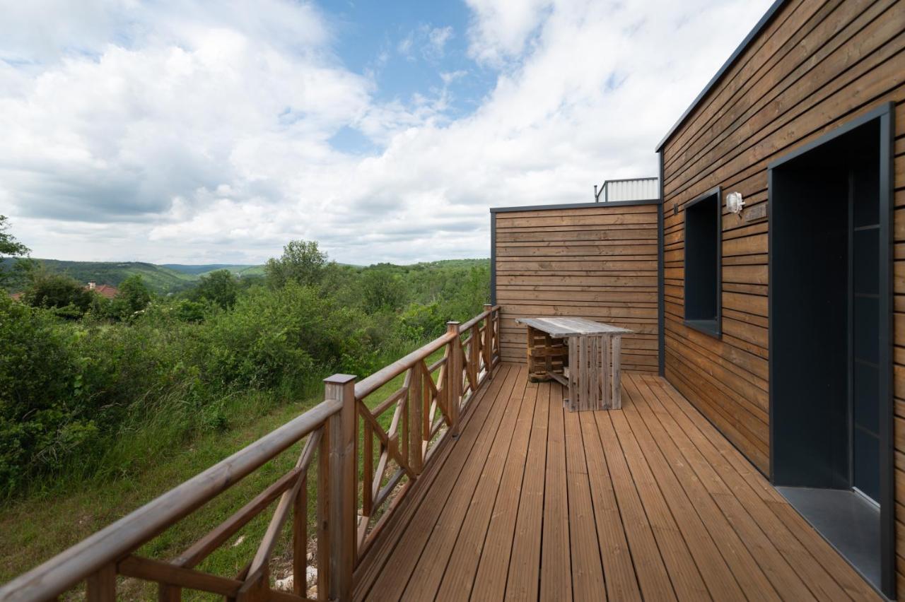 Lot En Dock 3 Logements Atypiques Et Ecologiques En Vallee De La Dordogne Souillac Zewnętrze zdjęcie